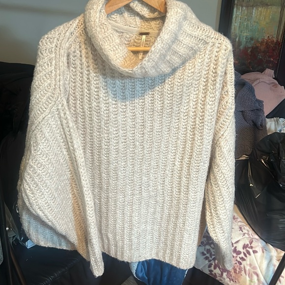 Free People wool blend cowl neck sweater - Picture 1 of 5
